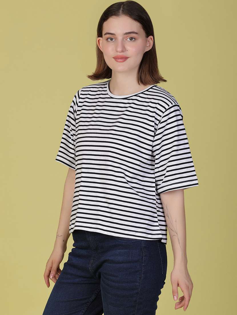 women striped short sleeve oversized t-shirt - 22066264 -  Standard Image - 2