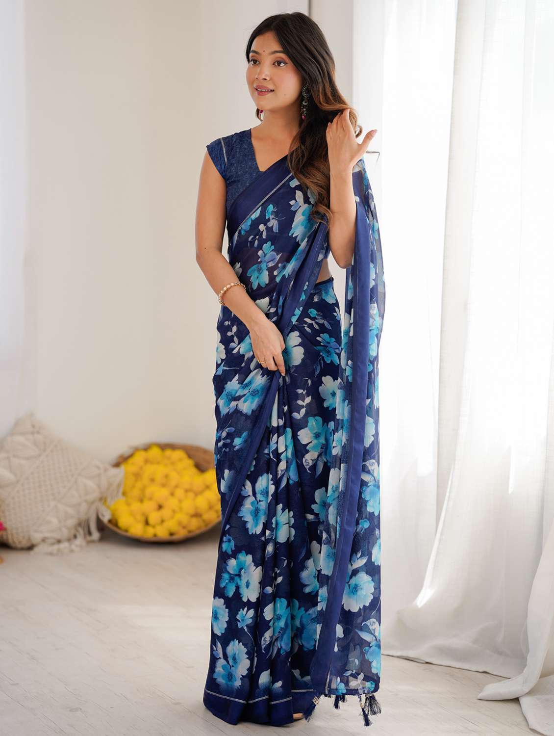 women printed casual wear saree with blouse
