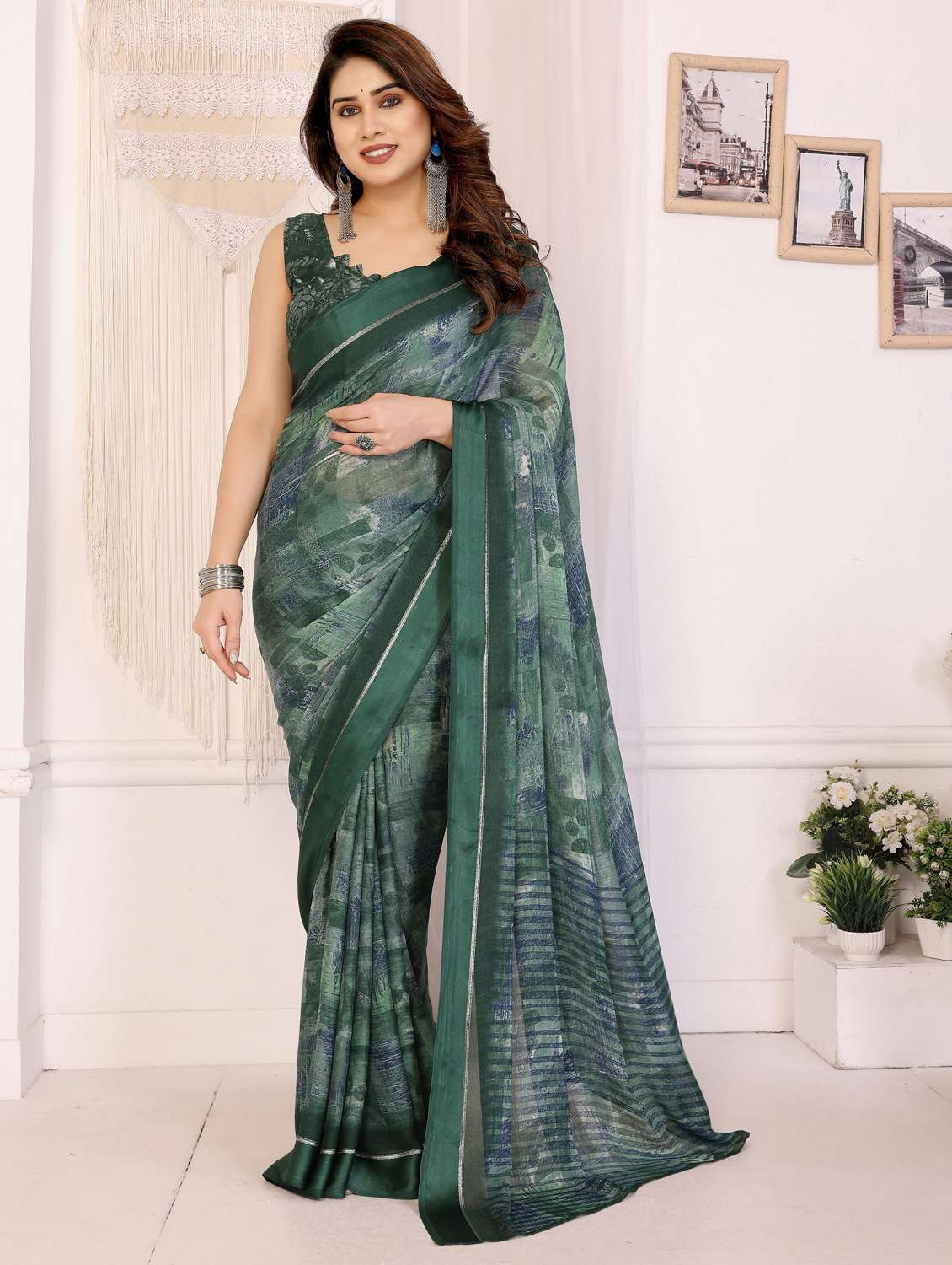 women printed casual wear saree with blouse