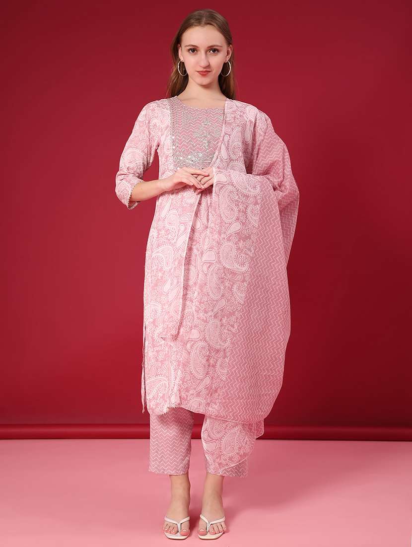 women three quarter sleeve kurta and pant with dupatta