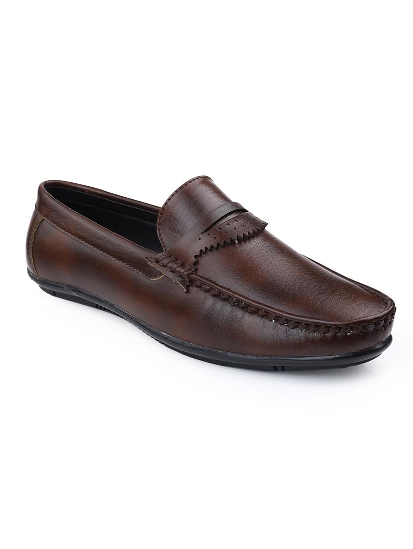 men solid slip on loafer - 22067564 - Standard Image - 2