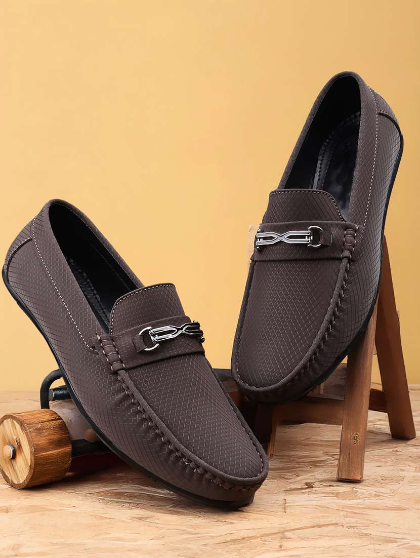 men slip on horsebit loafer