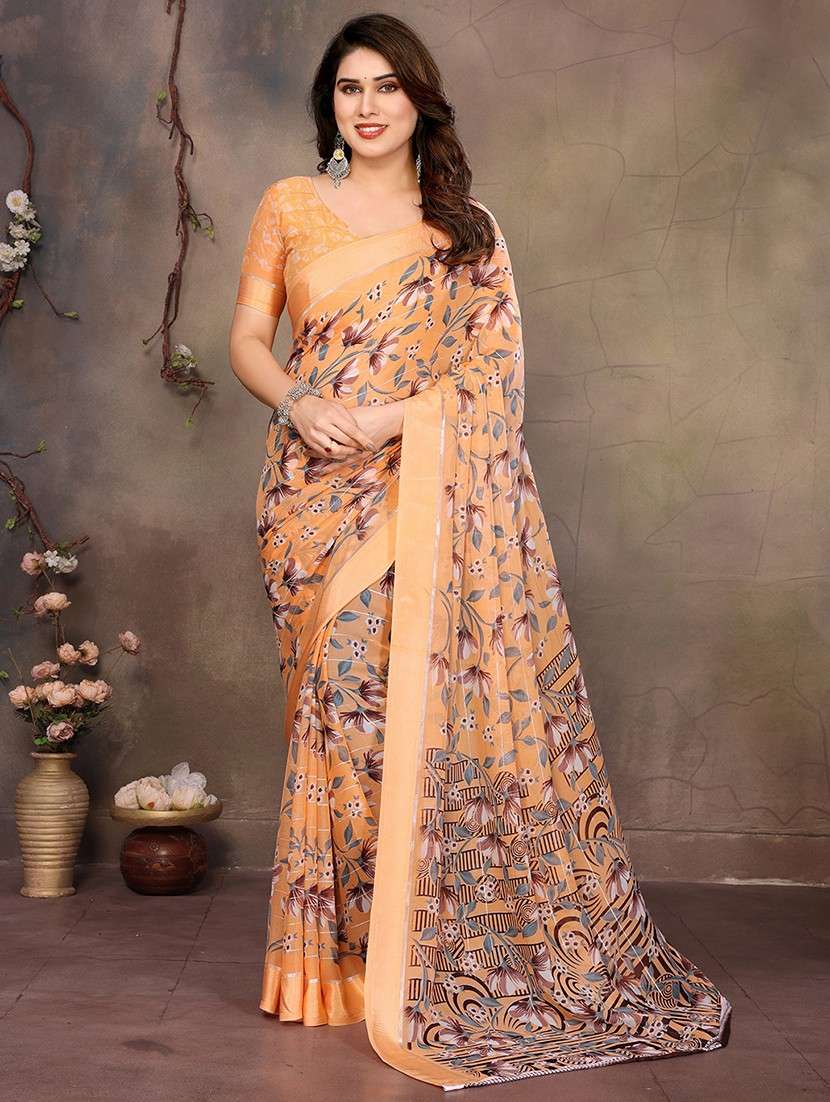 women printed casual wear saree with blouse - 22068094 - Zoom Image - 0