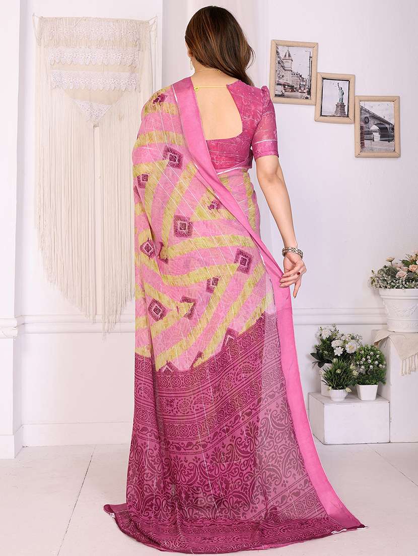 women printed casual wear saree with blouse - 22068122 - Standard Image - 2