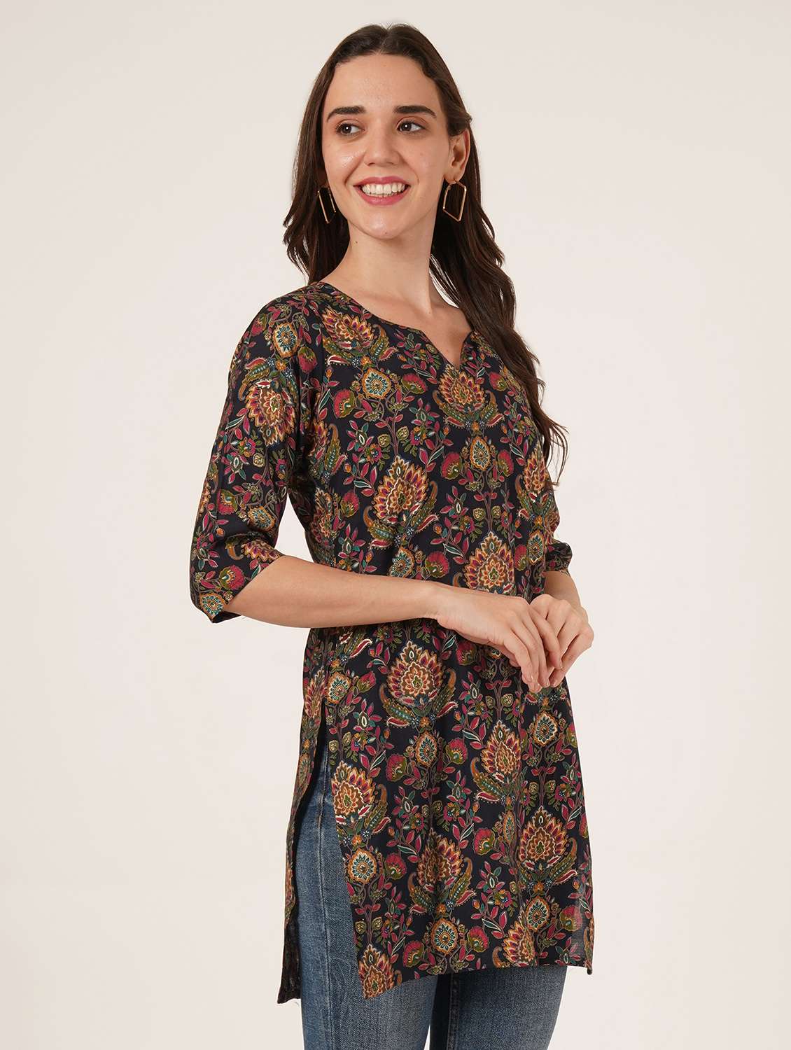 women printed three quarter sleeve straight kurti - 22068312 - Standard Image - 2