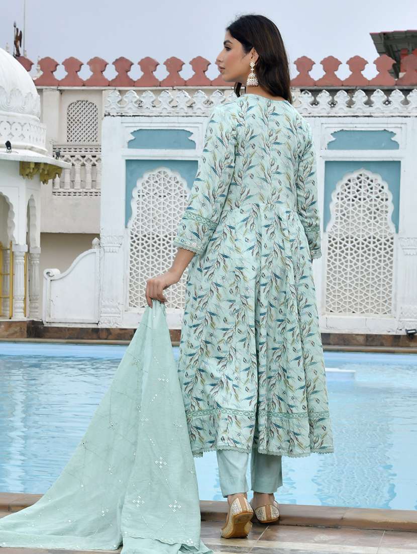 women three quarter sleeve kurta pant with dupatta set - 22068508 -  Standard Image - 2