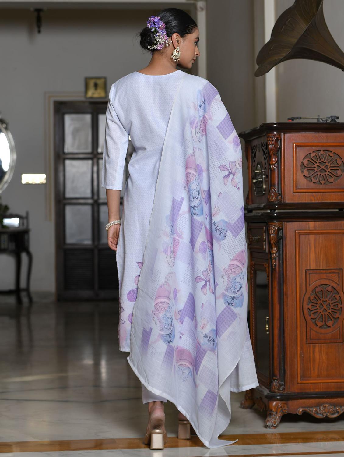 women three quarter sleeve kurta pant with dupatta set - 22068527 - Standard Image - 2