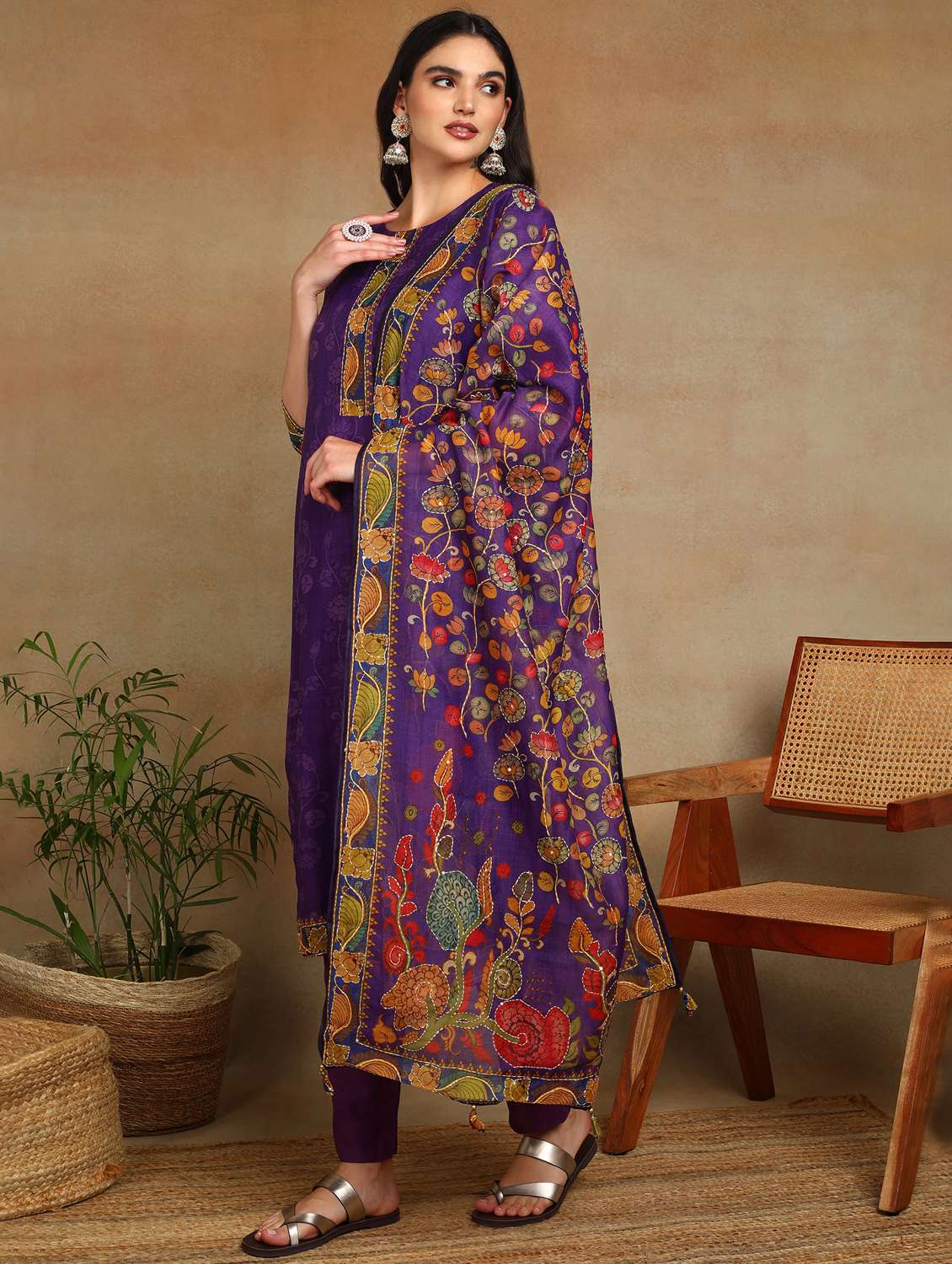 women three quarter sleeve kurta pant with dupatta set - 22068570 - Standard Image - 2