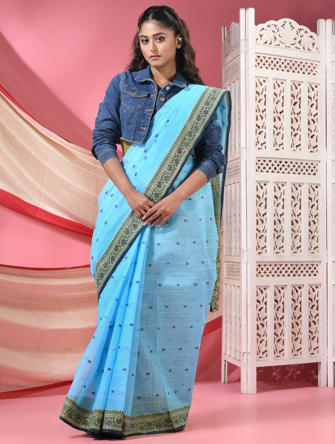 women self design tant saree