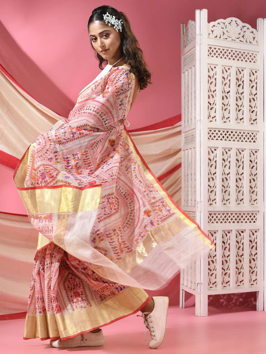 women warli printed handloom saree with blouse - 22068648 - Standard Image - 2