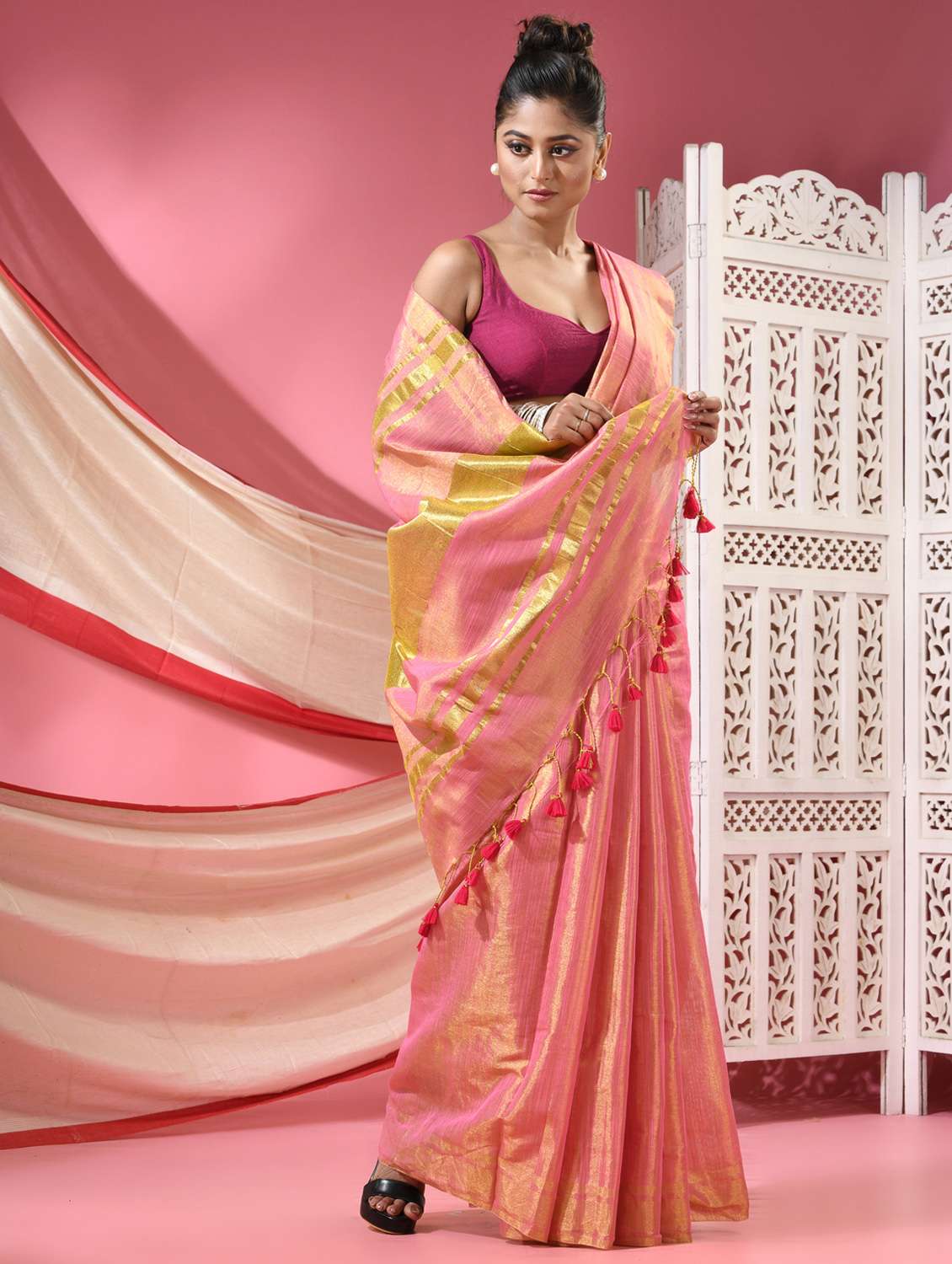 women solid tussar silk saree with blouse - 22068652 -  Standard Image - 2