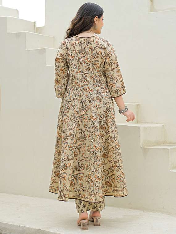 women floral three quarter sleeve kurta pant with dupatta set - 22069205 -  Standard Image - 2