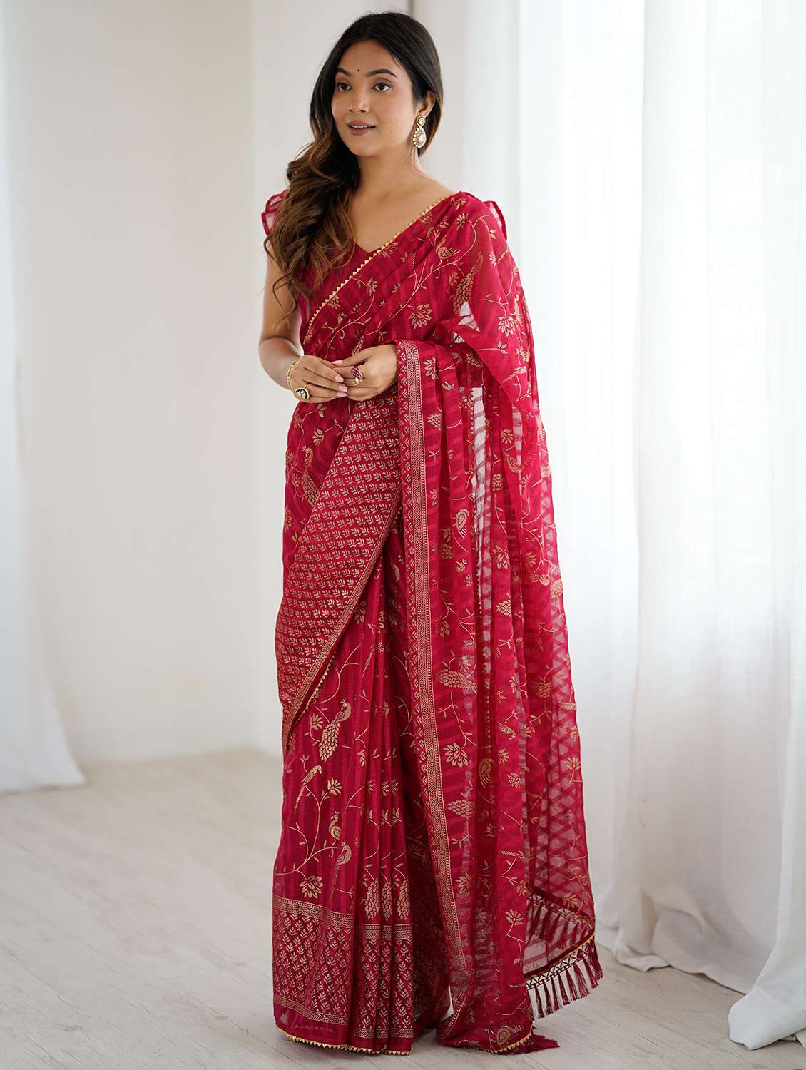 women foil printed saree with blouse