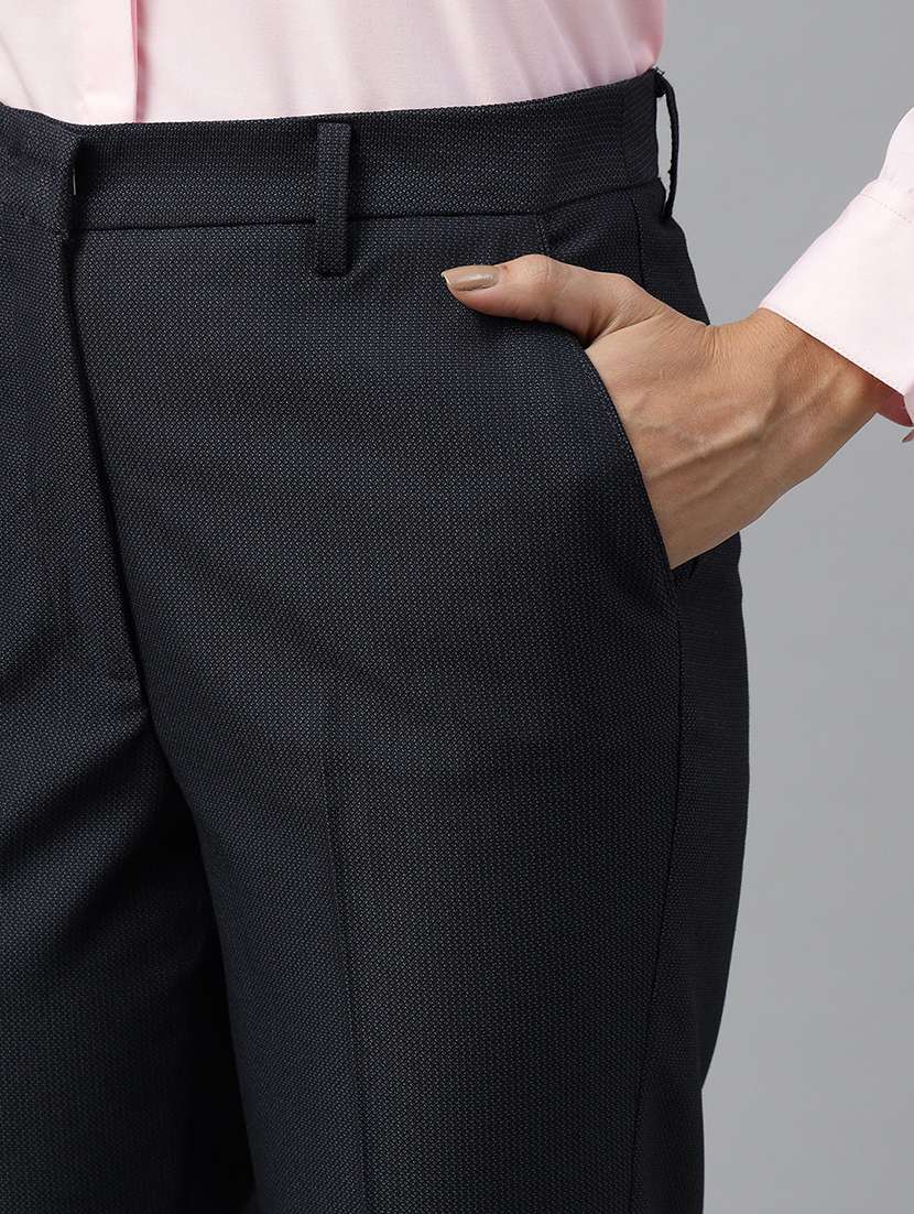 black viscose trousers - 22069325 -  Standard Image - 2