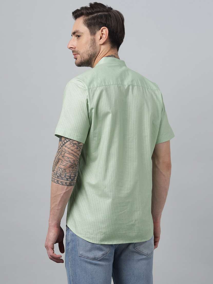 men mandarin neck short sleeve short kurta - 22069396 -  Standard Image - 2