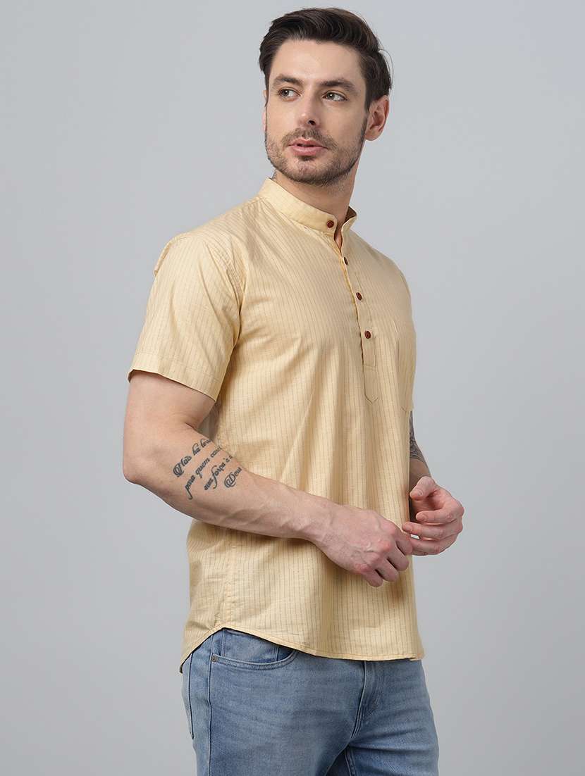 men mandarin neck short sleeve short kurta - 22069401 -  Standard Image - 2