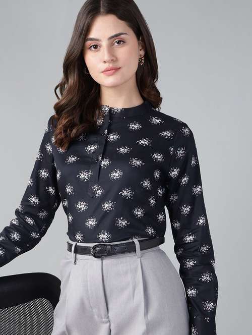women printed long sleeve regular fit top - 22069450 - Standard Image - 0