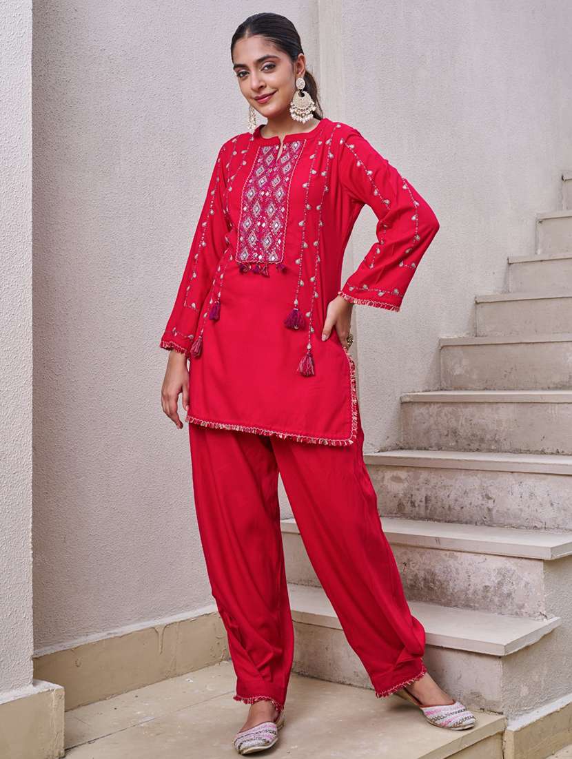 women embroidered long sleeve ethnic co-ord set - 22069625 - Standard Image - 2