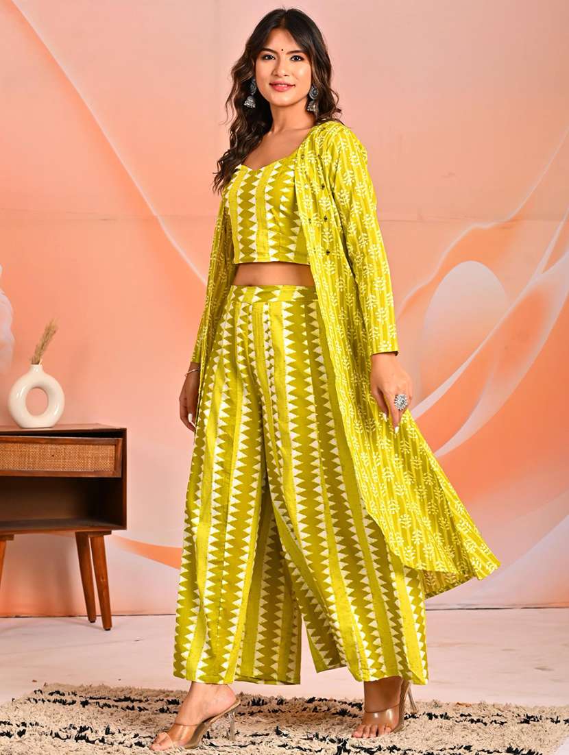 women printed long sleeve fusion set - 22069670 - Standard Image - 2