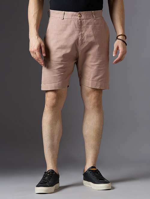 men solid mid rise regular fit shorts - 22069677 -  Standard Image - 0