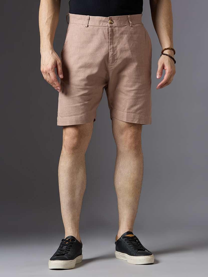 men solid mid rise regular fit shorts - 22069677 -  Zoom Image - 0