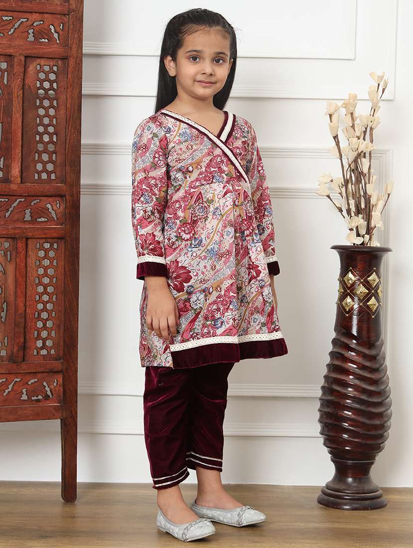 girls printed long sleeve kurta and pant set  - 22069762 -  Standard Image - 2