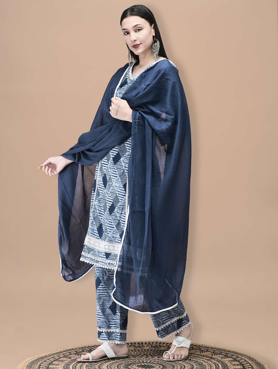 women geometric three quarter sleeve kurta pant with dupatta set - 22070851 - Standard Image - 2
