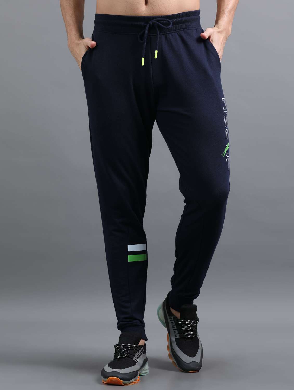 men placement print mid rise regular fit jogger