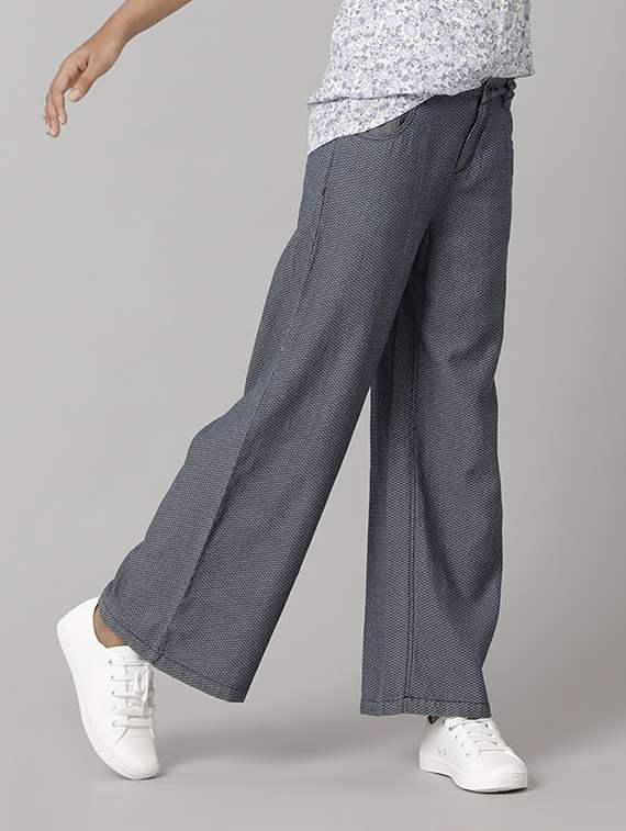 girls solid mid rise wide leg jeans