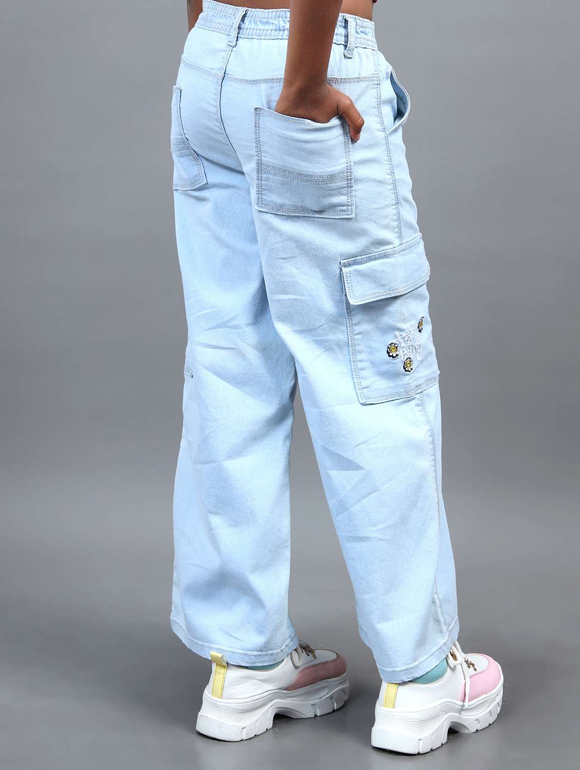 girls solid mid rise relaxed fit cargo - 22071254 - Standard Image - 2