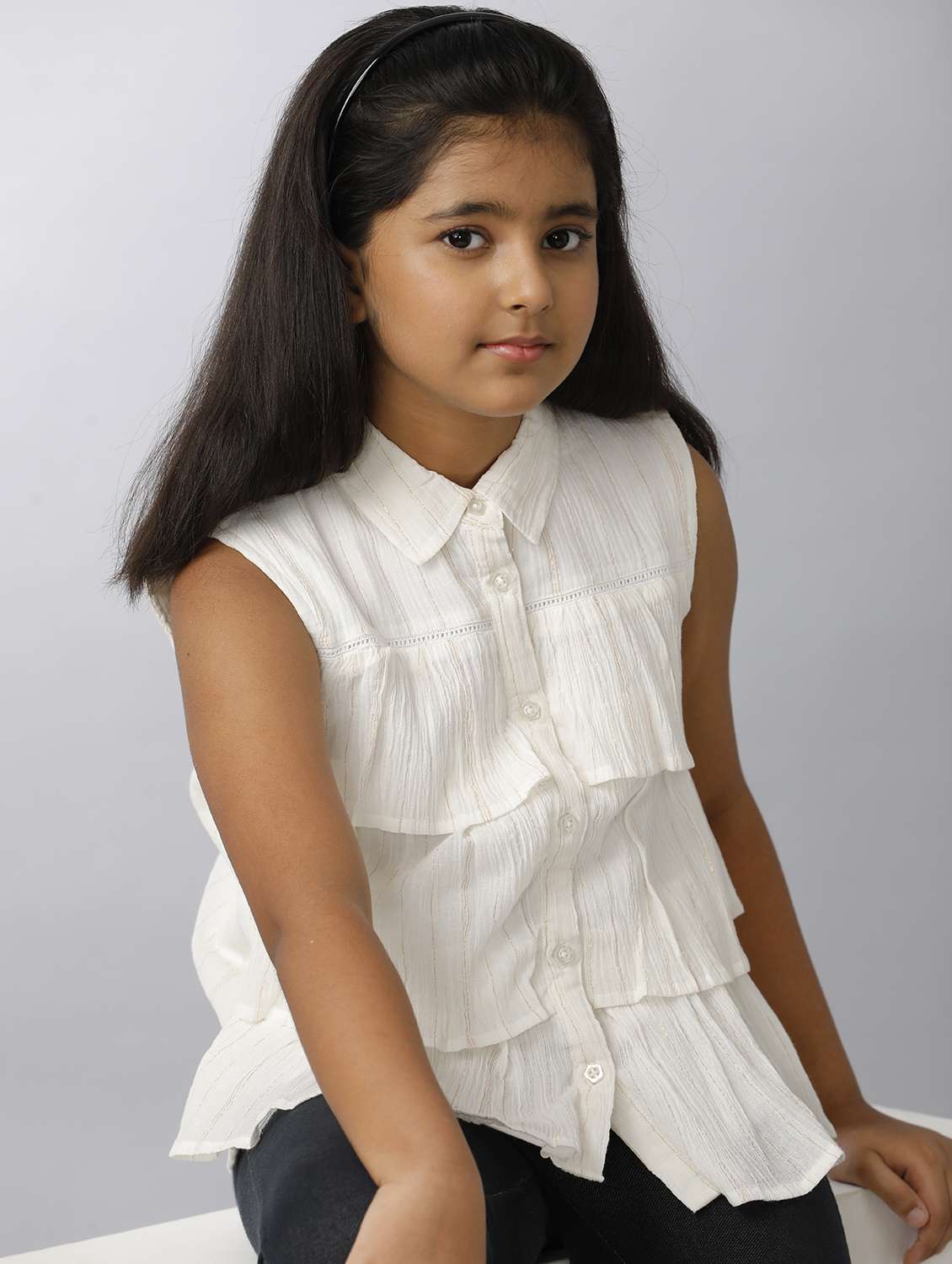 girls white solid collared sleeveless top