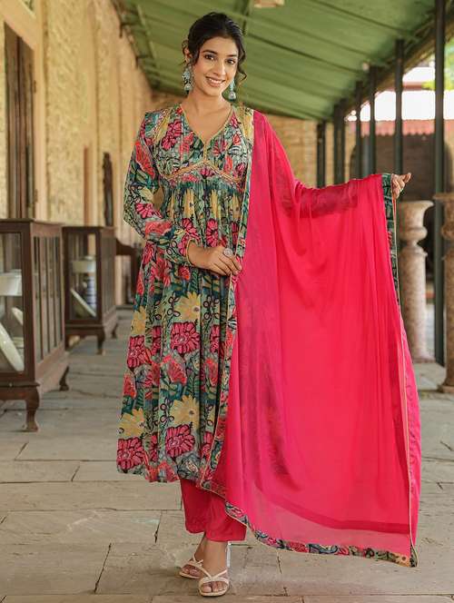 green crepe kurta pant  set - 22071546 -  Standard Image - 0