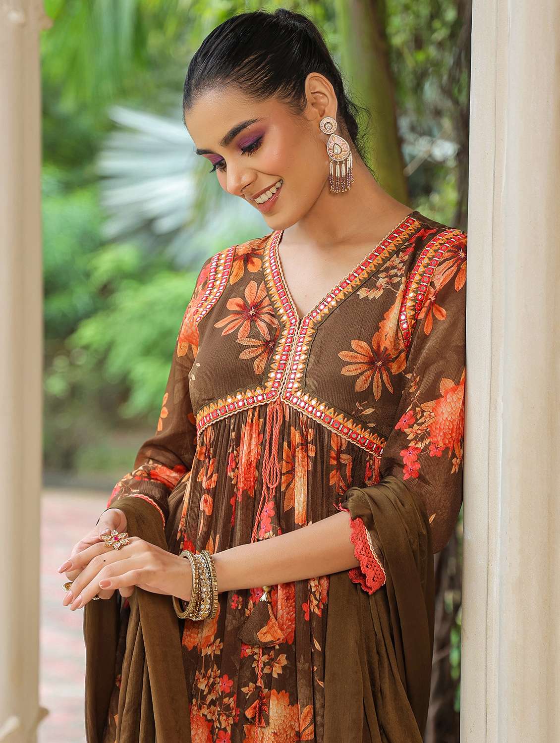 women three quarter sleeve kurta pant with dupatta set - 22071550 - Standard Image - 2