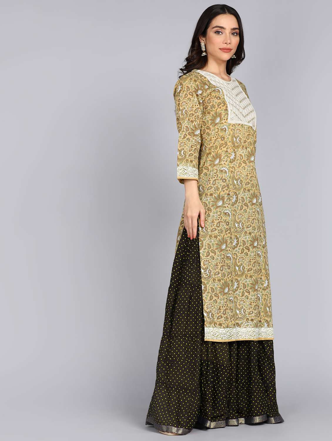 women paisley printed three quarter sleeve straight kurta - 22071561 - Standard Image - 2