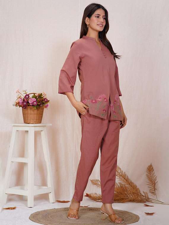 women embroidered three quarter sleeve ethnic co-ord set - 22072034 - Standard Image - 2