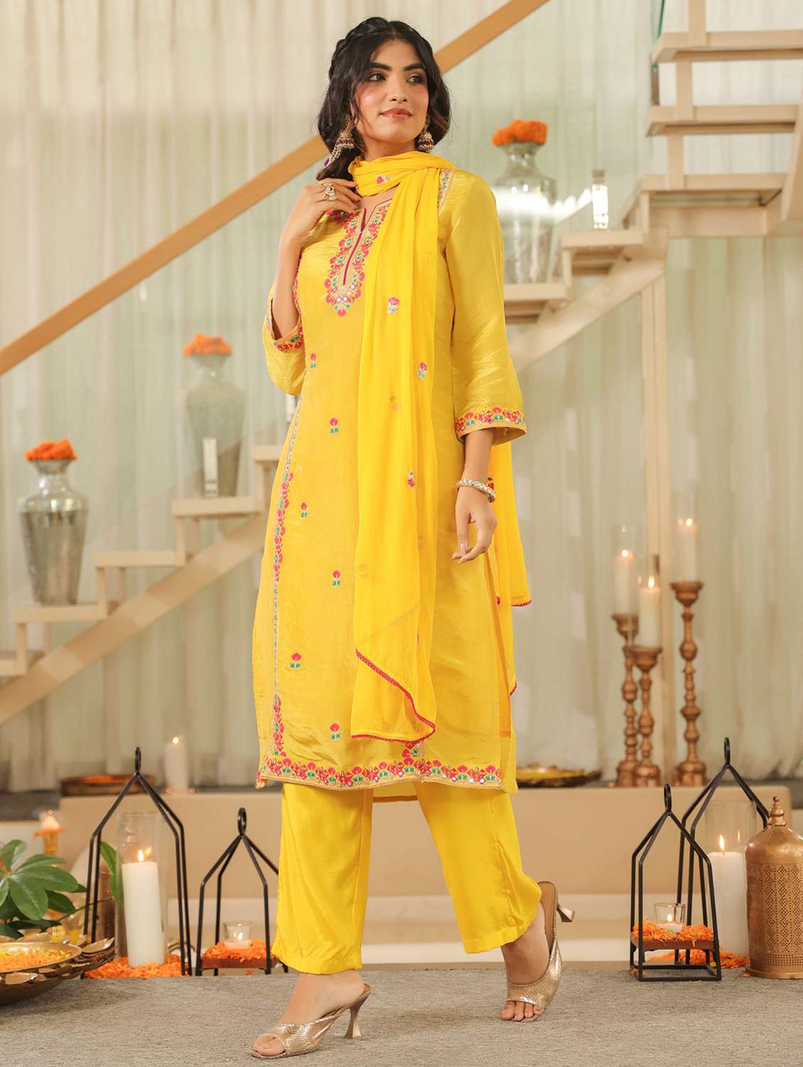 women solid with work three quarter sleeve kurta pant with dupatta set - 22072077 - Standard Image - 2