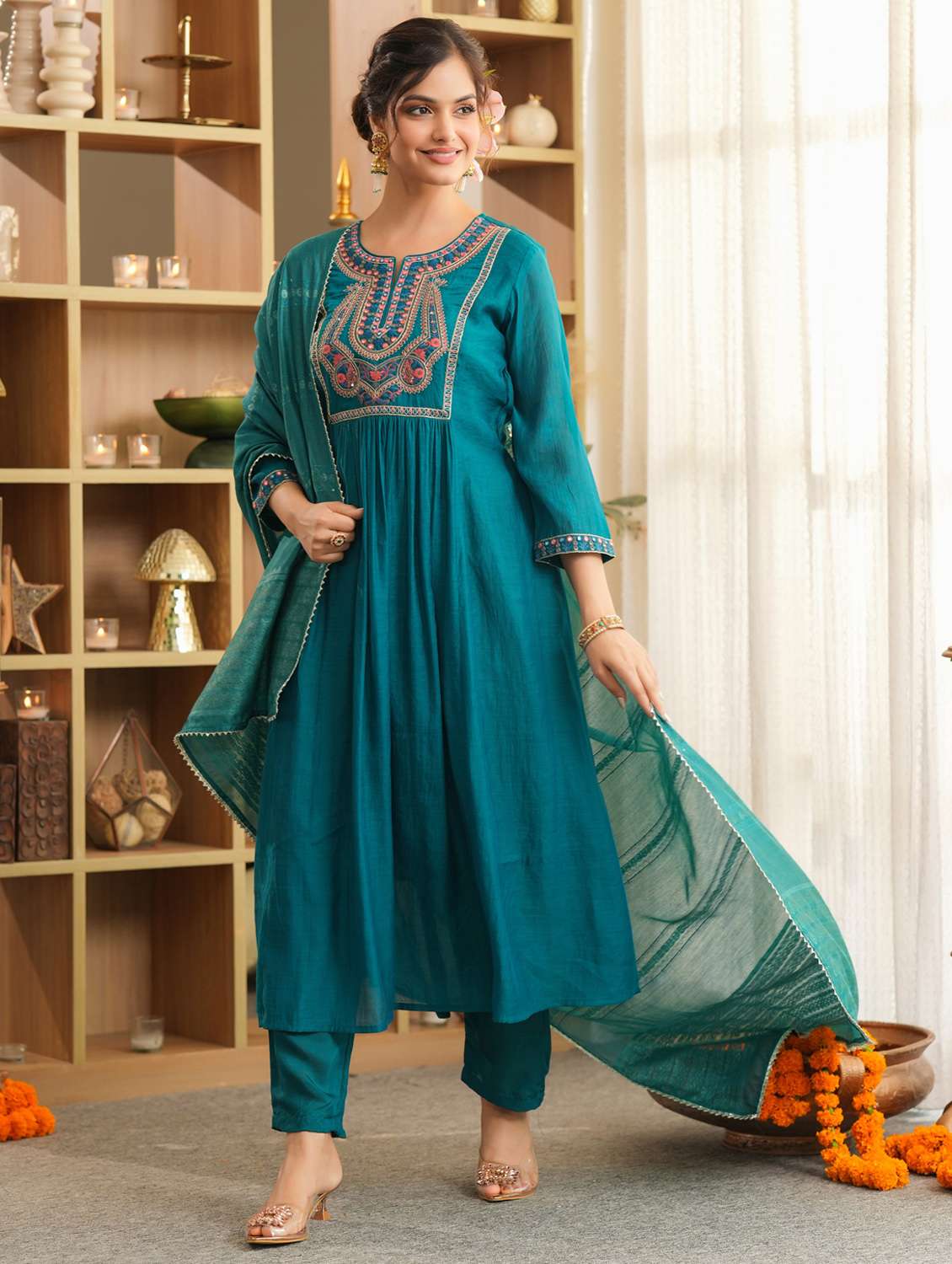 women solid with work three quarter sleeve kurta pant with dupatta set - 22072091 -  Standard Image - 2