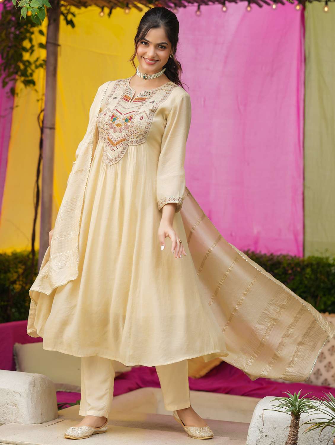 women solid with work three quarter sleeve kurta pant with dupatta set - 22072092 - Standard Image - 2