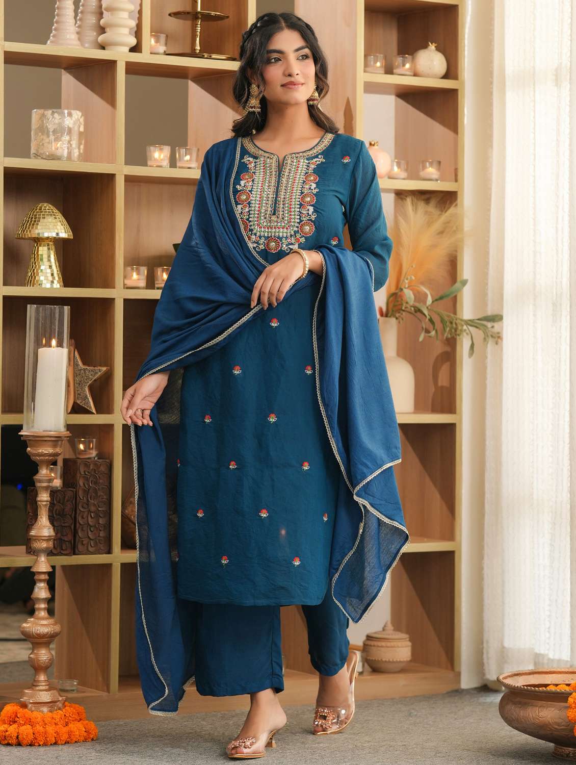 women solid with work three quarter sleeve kurta pant with dupatta set