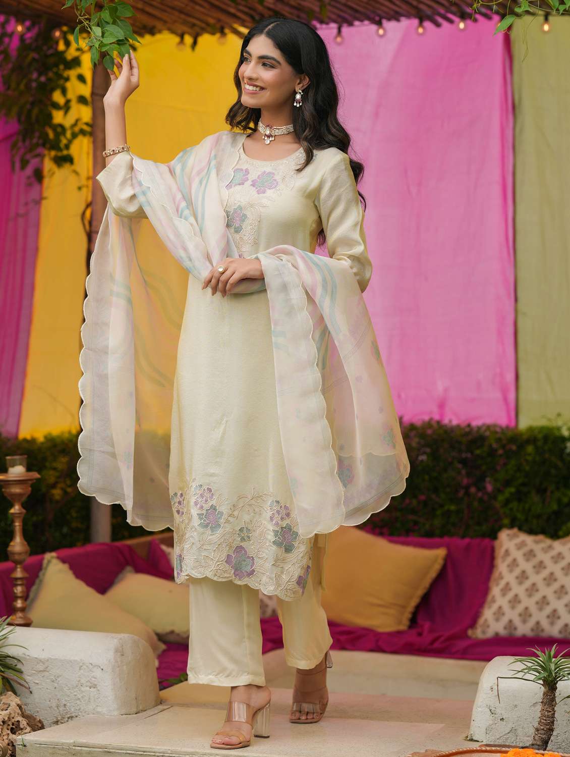 women solid with work three quarter sleeve kurta pant with dupatta set