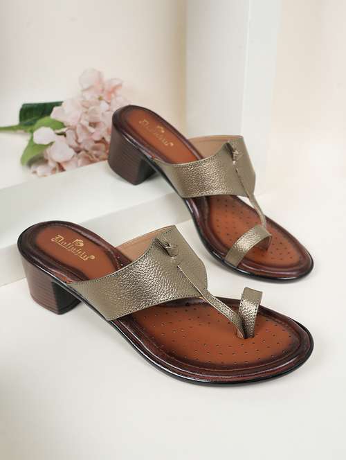 women grey one toe sandal - 22072135 -  Standard Image - 0