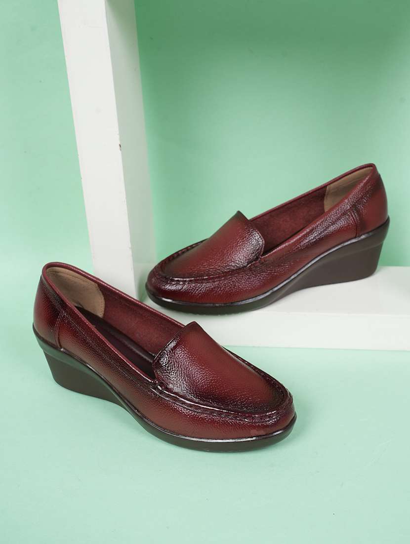 women solid slip on platforms wedge