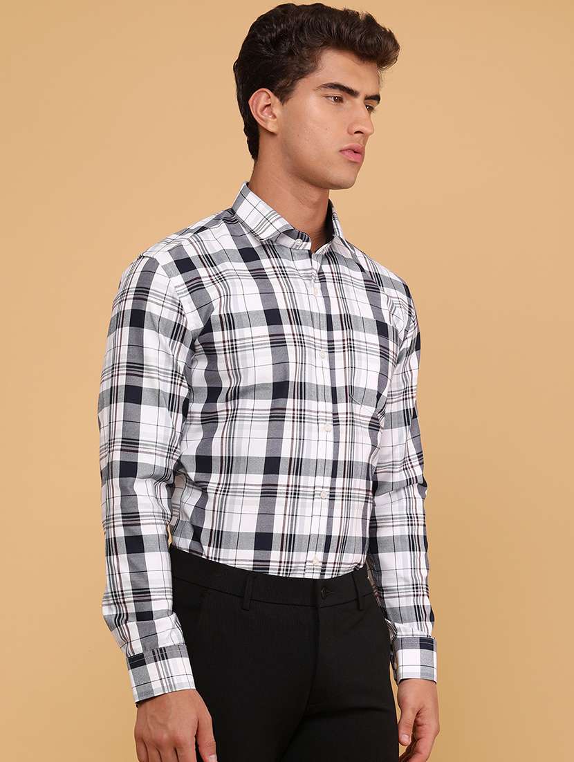 men checks cotton slim fit spread collar shirt - 22072300 -  Standard Image - 2