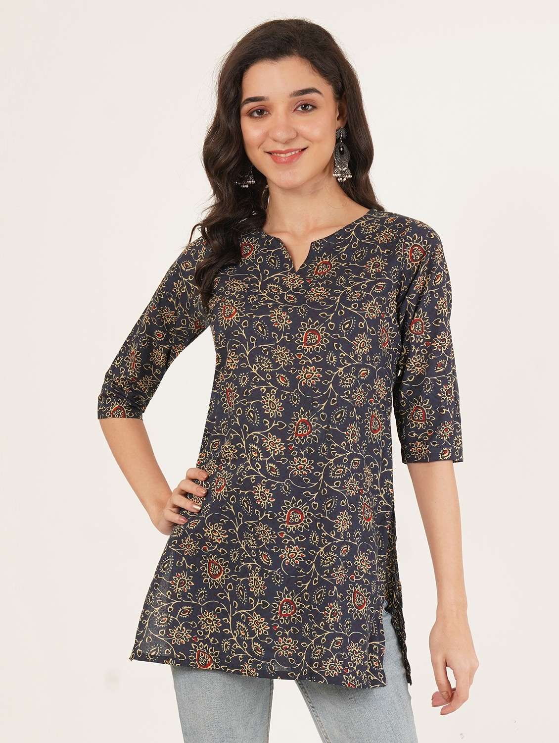 women printed three quarter sleeve straight kurti