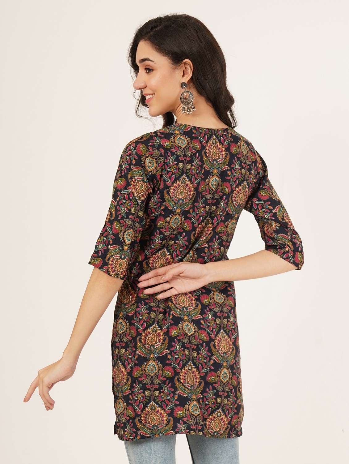 women printed three quarter sleeve straight kurti - 22072479 - Standard Image - 2