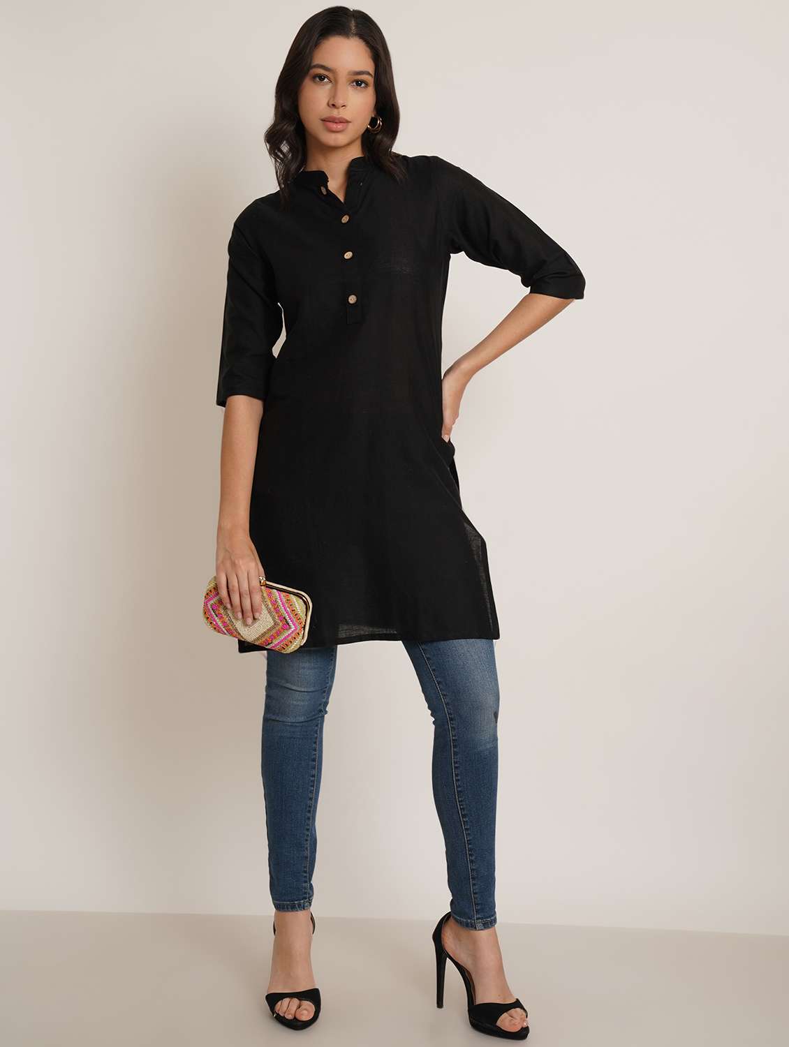 women solid three quarter sleeve straight kurti - 22072564 - Standard Image - 2
