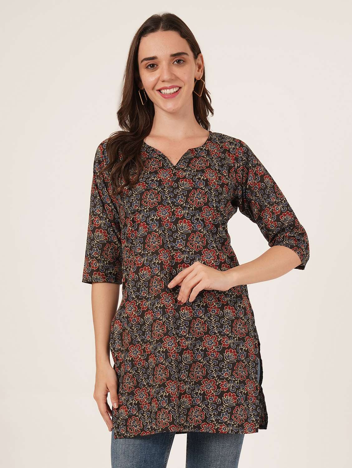 women printed three quarter sleeve straight kurti