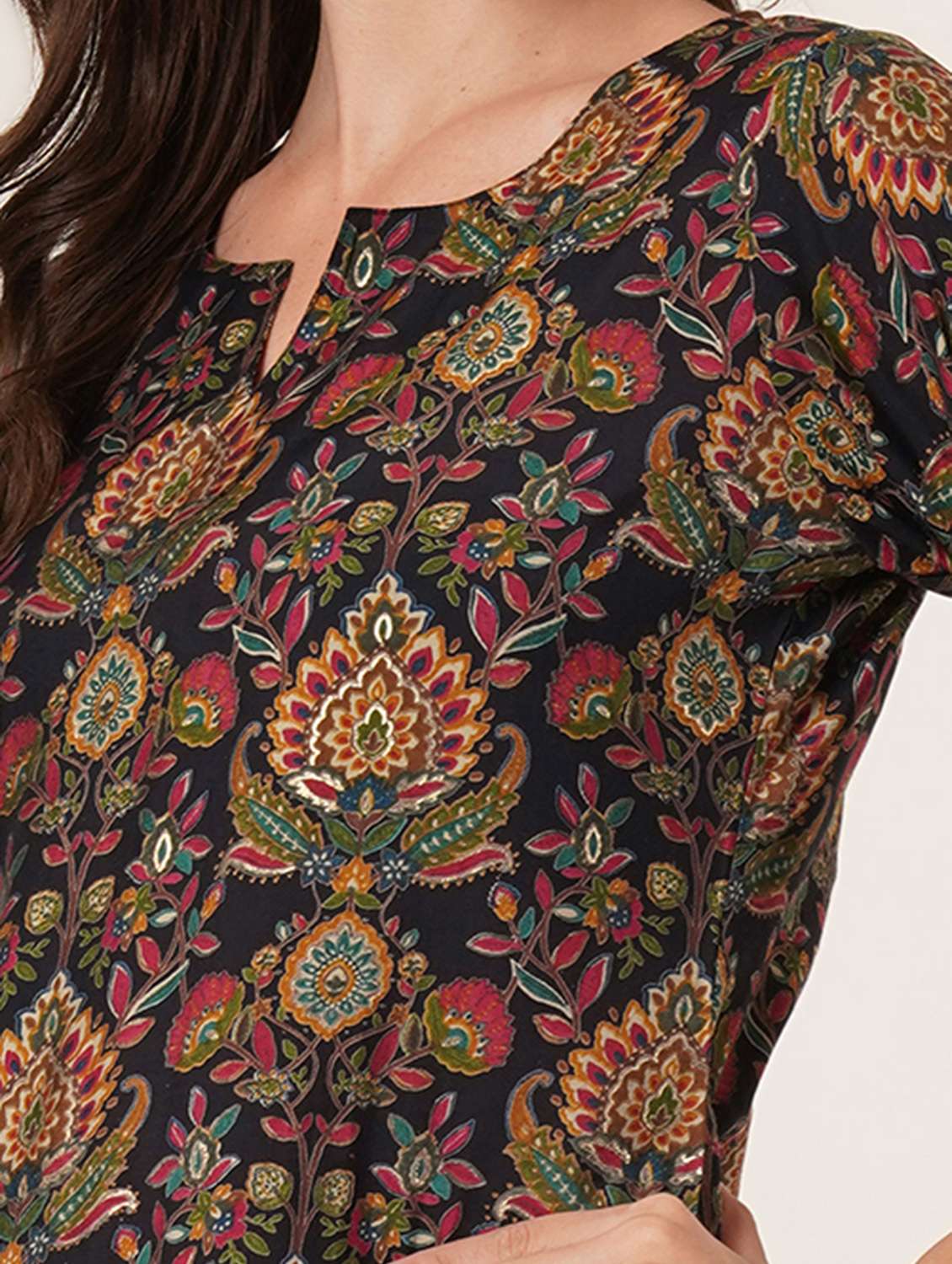 women printed three quarter sleeve straight kurti - 22072578 - Standard Image - 7