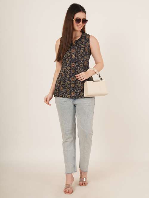 women printed sleeveless straight kurti - 22072585 - Standard Image - 0