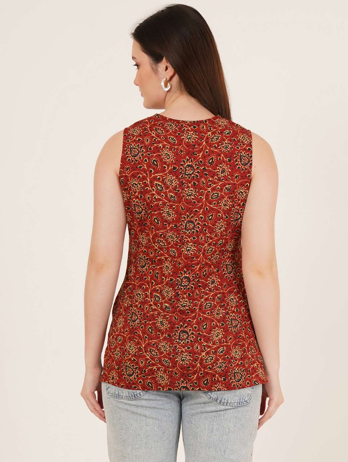 women printed sleeveless straight kurti - 22072589 - Standard Image - 2
